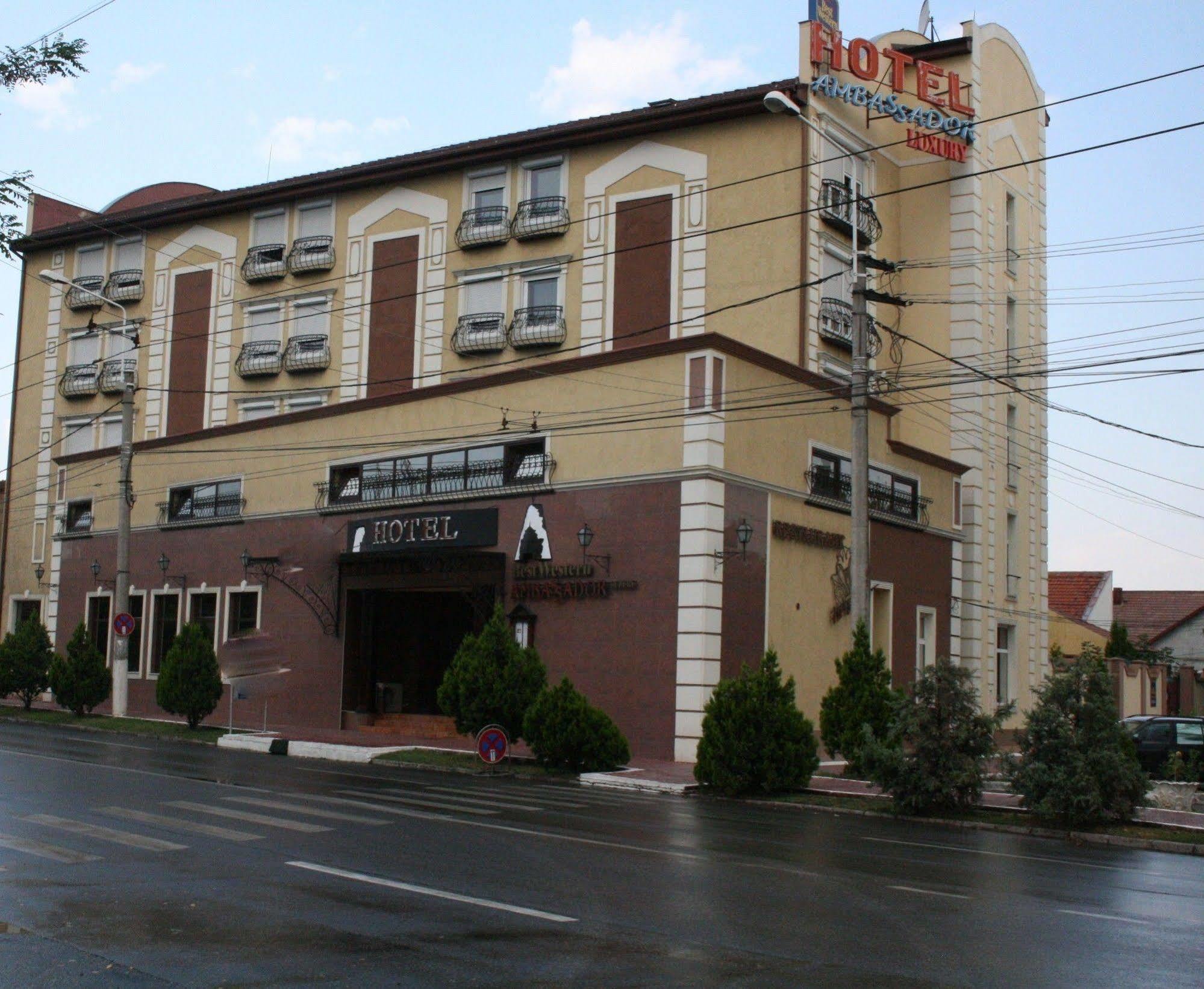 Ambassador Hotel Timişoara Exteriör bild